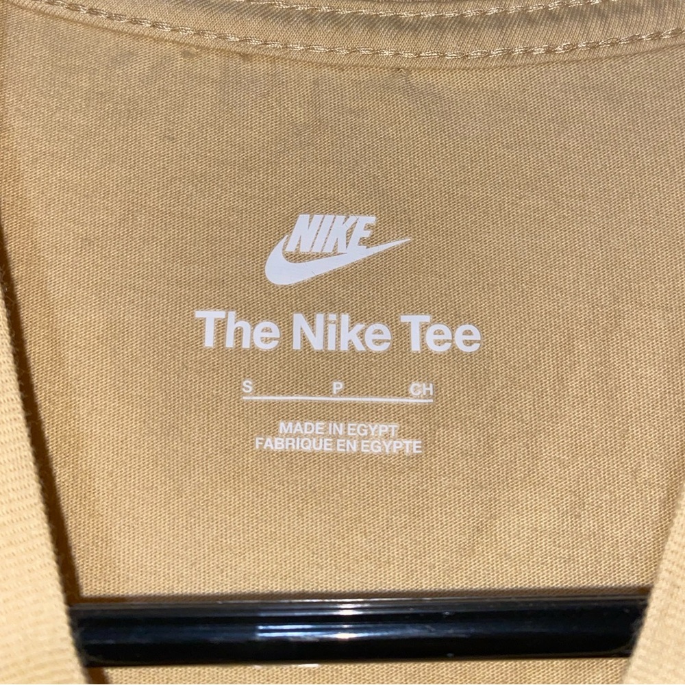 Women’s Nike T-Shirt Size Small